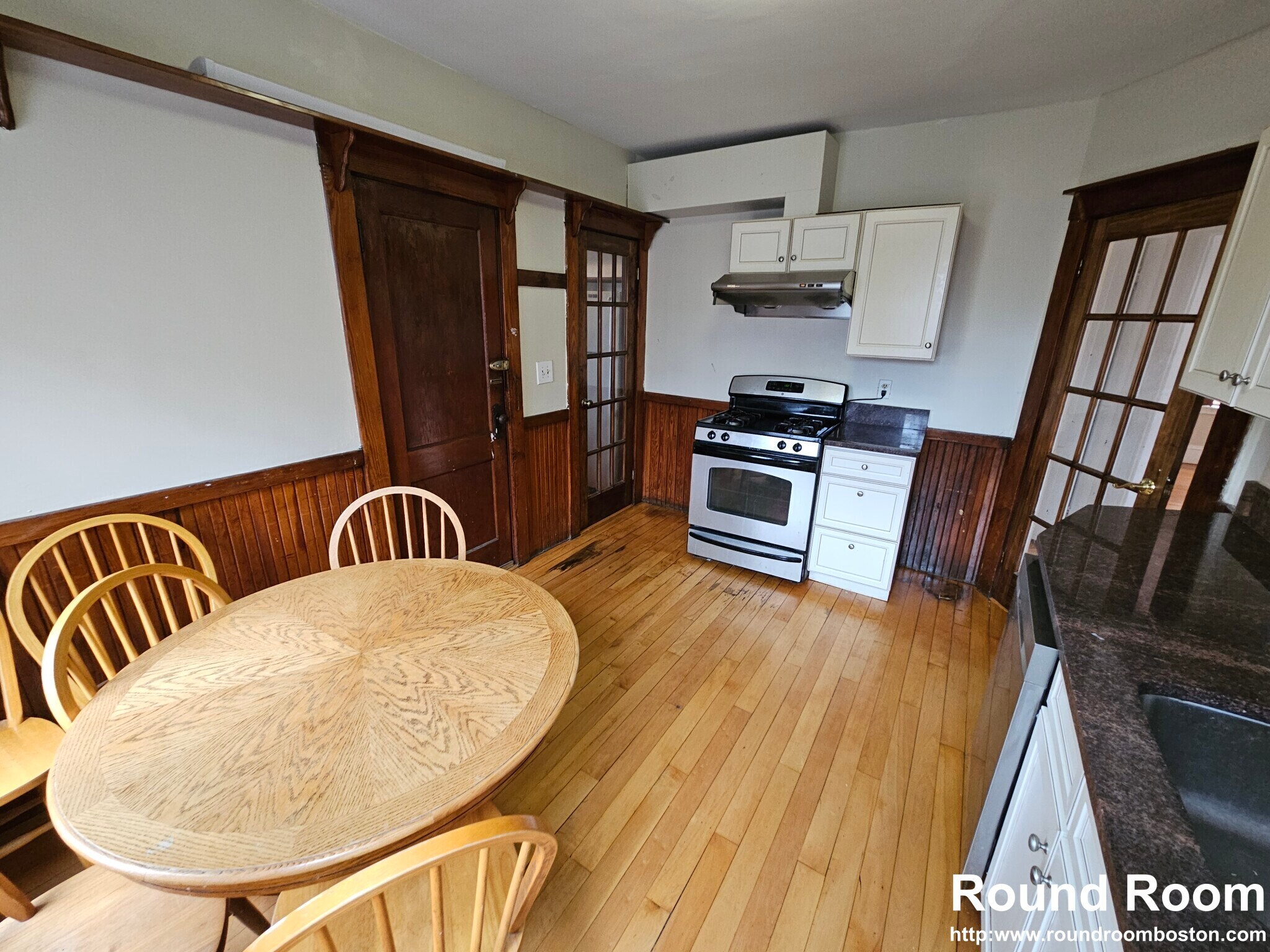 Building Photo - 82 Walnut St