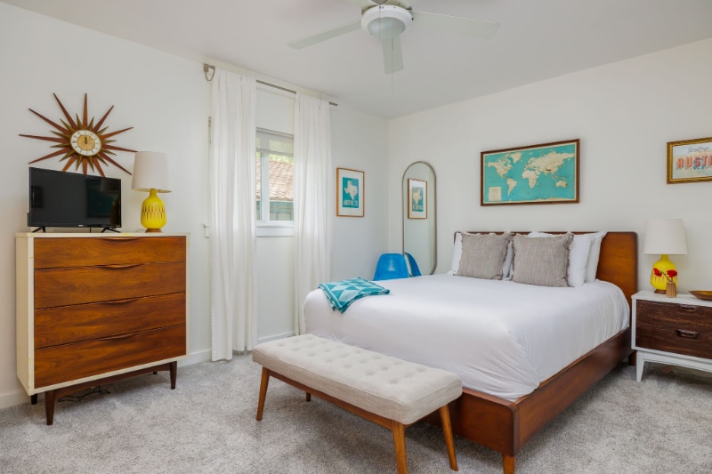 Building Photo - 3202 Santa Monica Dr