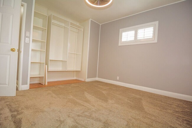 Building Photo - 11433 Littchen St