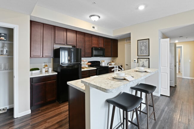Primary Photo - Winchester Reserve Apartments