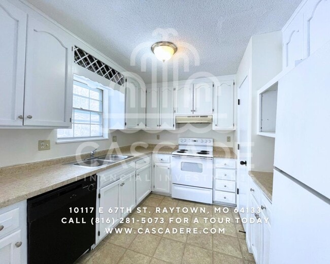 Building Photo - 10117 E 67th St