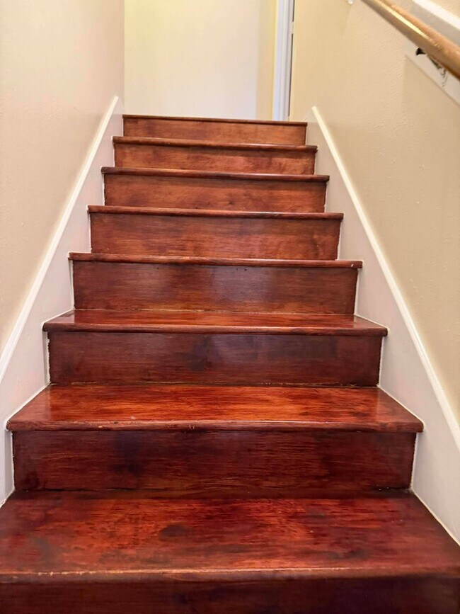 Building Photo - 18403 Willow Moss Dr