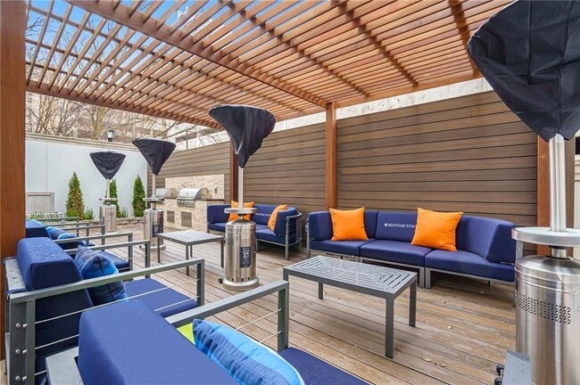 Building Photo - 199 14th St NE