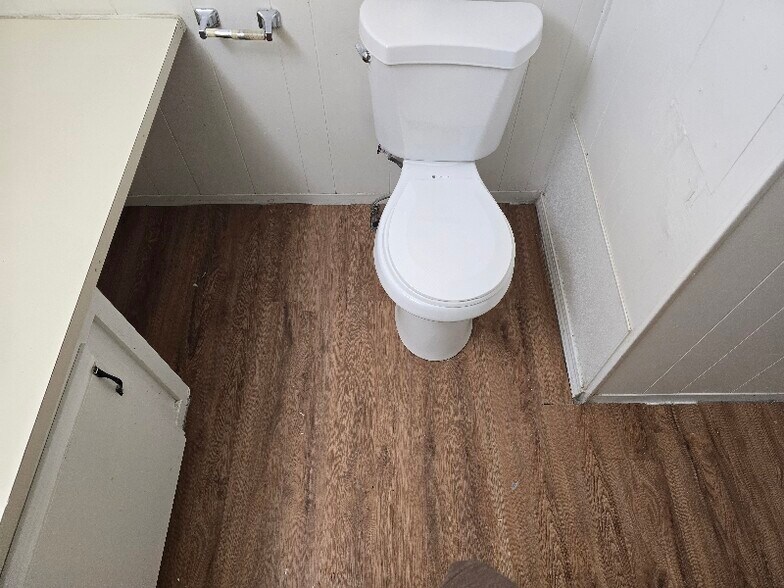 Building Photo - 2065 Atwater Blvd