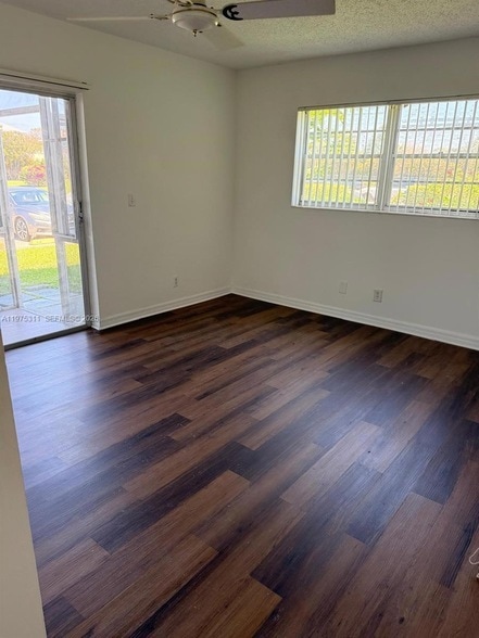 Building Photo - 104 Easthampton E