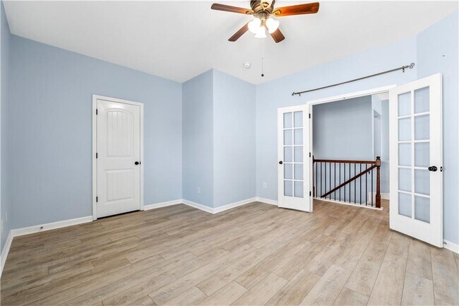 Building Photo - 5430 Breckinridge Ln