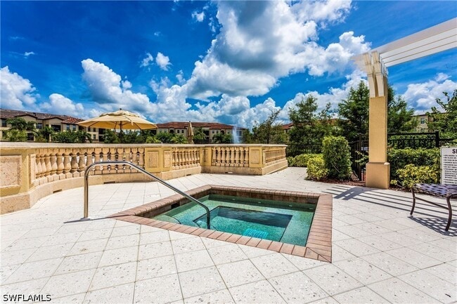 Building Photo - 13000 Positano Cir