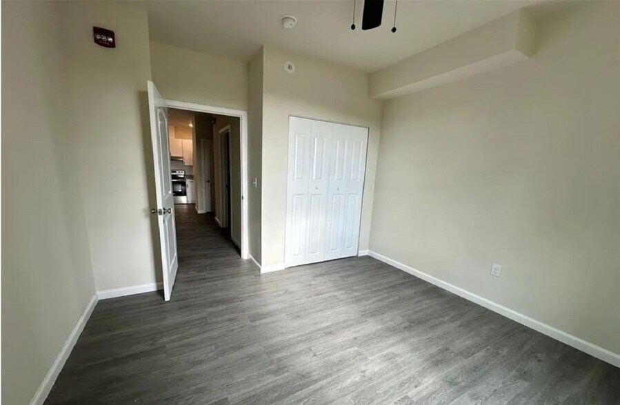 Building Photo - 114 Harmony Mdws Ct