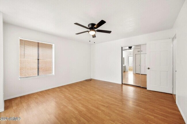 Building Photo - 2848 E Brown Rd