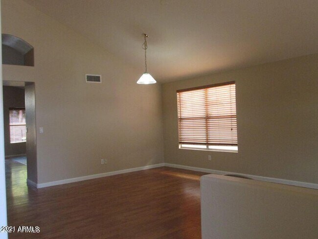 Building Photo - 4790 W Tulsa St