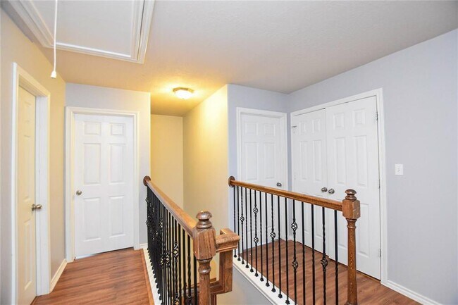 Building Photo - 8035 Dockal Rd