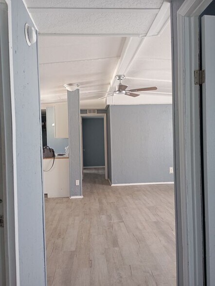 Building Photo - 14033 Bream Dr