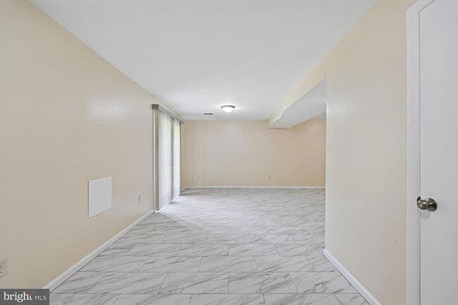 Building Photo - 8805 Bolero Ct