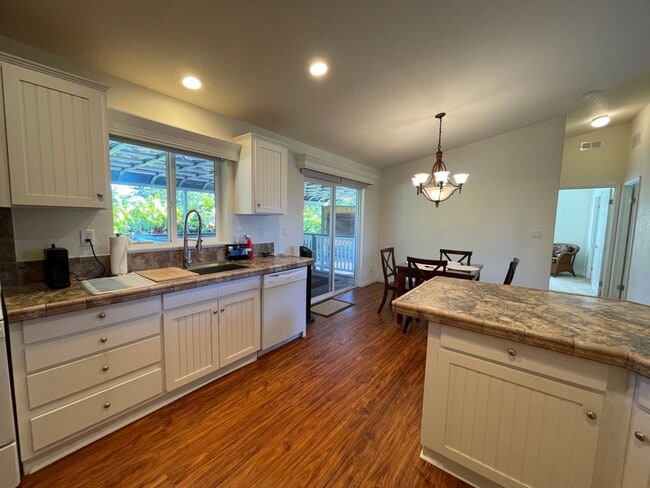 Building Photo - Fully Furnished Executive 3BR / 2BA Home on Pukalani Golf Course