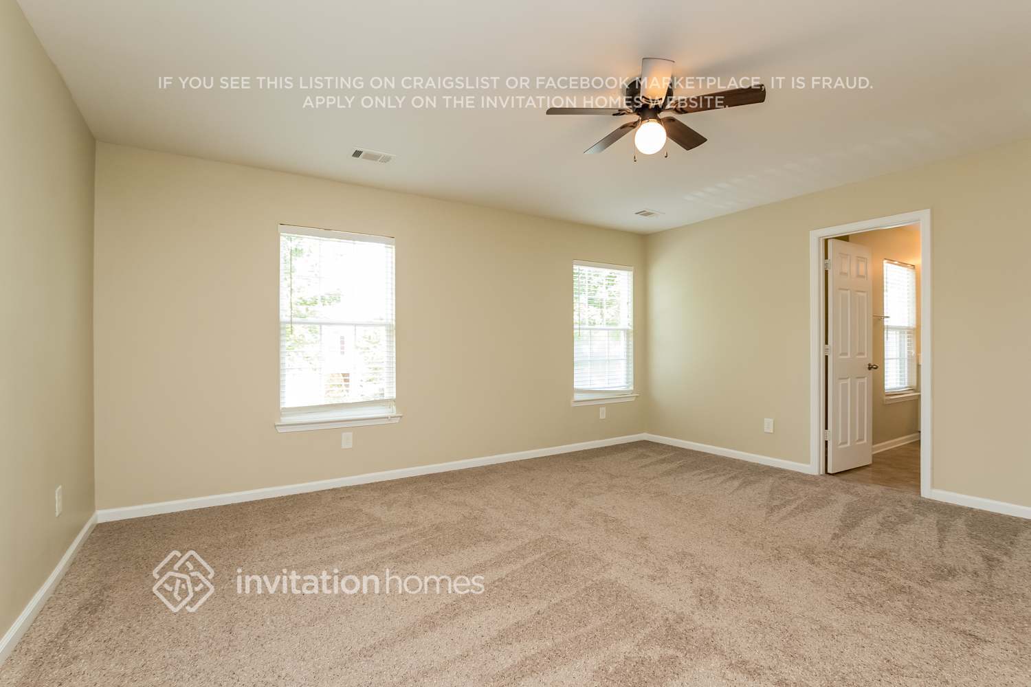 Building Photo - 2650 Mayfair Dr