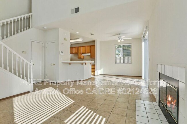 Building Photo - 1100 Twinbridge Ct