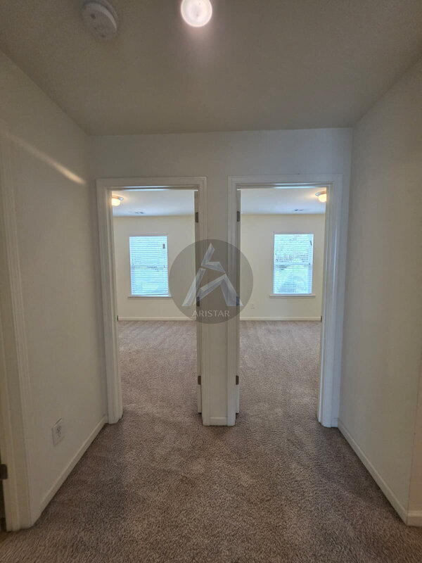 Building Photo - 5270 Mill Way