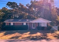 Building Photo - SINGLE FAMILY HOME