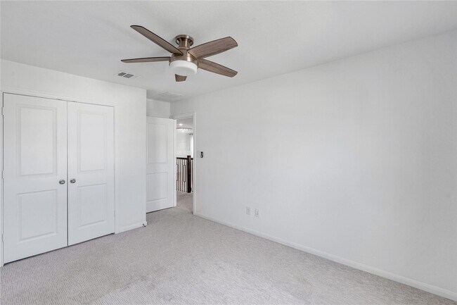 Building Photo - 108 Greenthread Dr