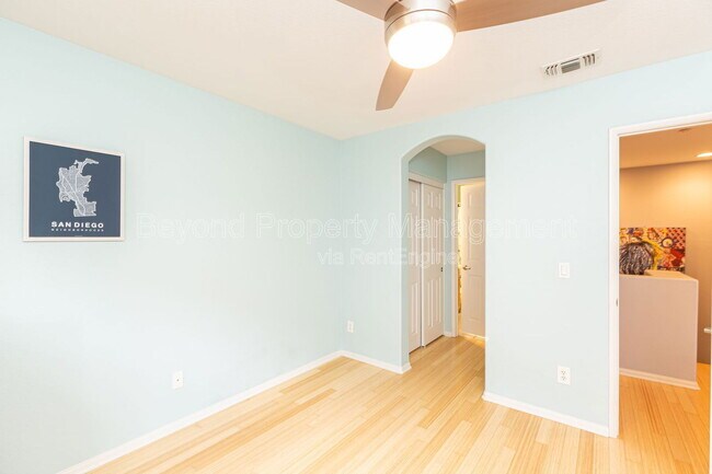 Building Photo - 2616 Bellezza Dr