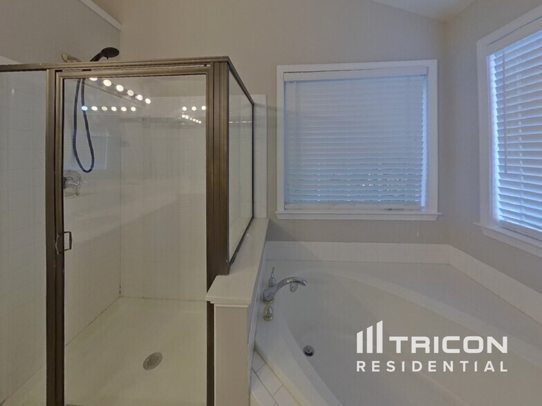 Building Photo - 2707 Rocky Trail Ct
