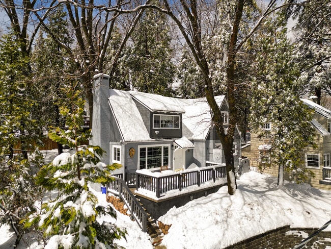Building Photo - 284 Walnut Dr