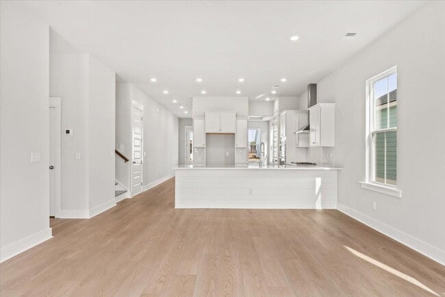 Building Photo - 437 Parish Farms Dr