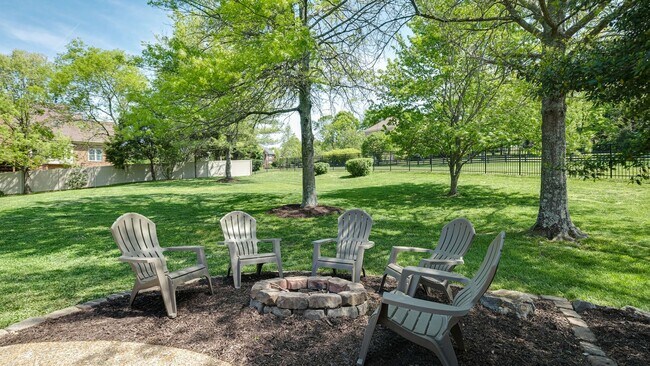 Building Photo - Modern Remodeled 4 Bedroom Rental Home in Brentwood