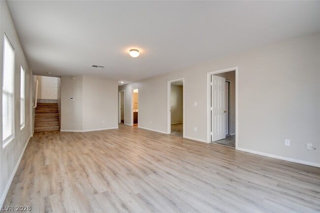 Building Photo - 9527 Violet Sunset Ave