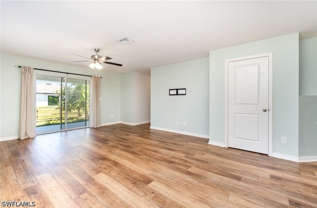 Building Photo - 165 Blackstone Dr