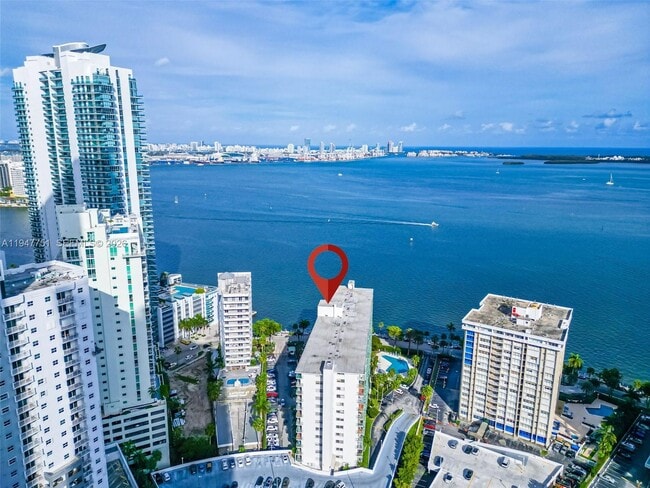 Building Photo - 1408 Brickell Bay Dr