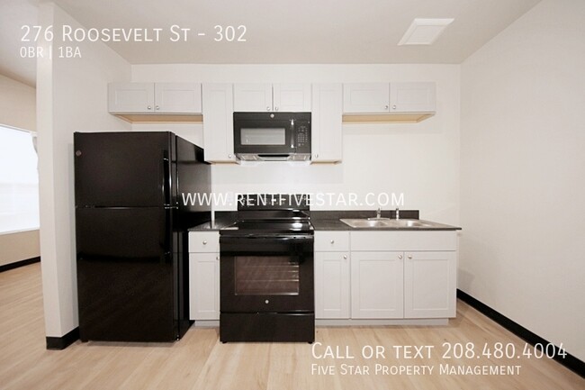 Building Photo - NEW Studio Apartment Available at Gardner ...