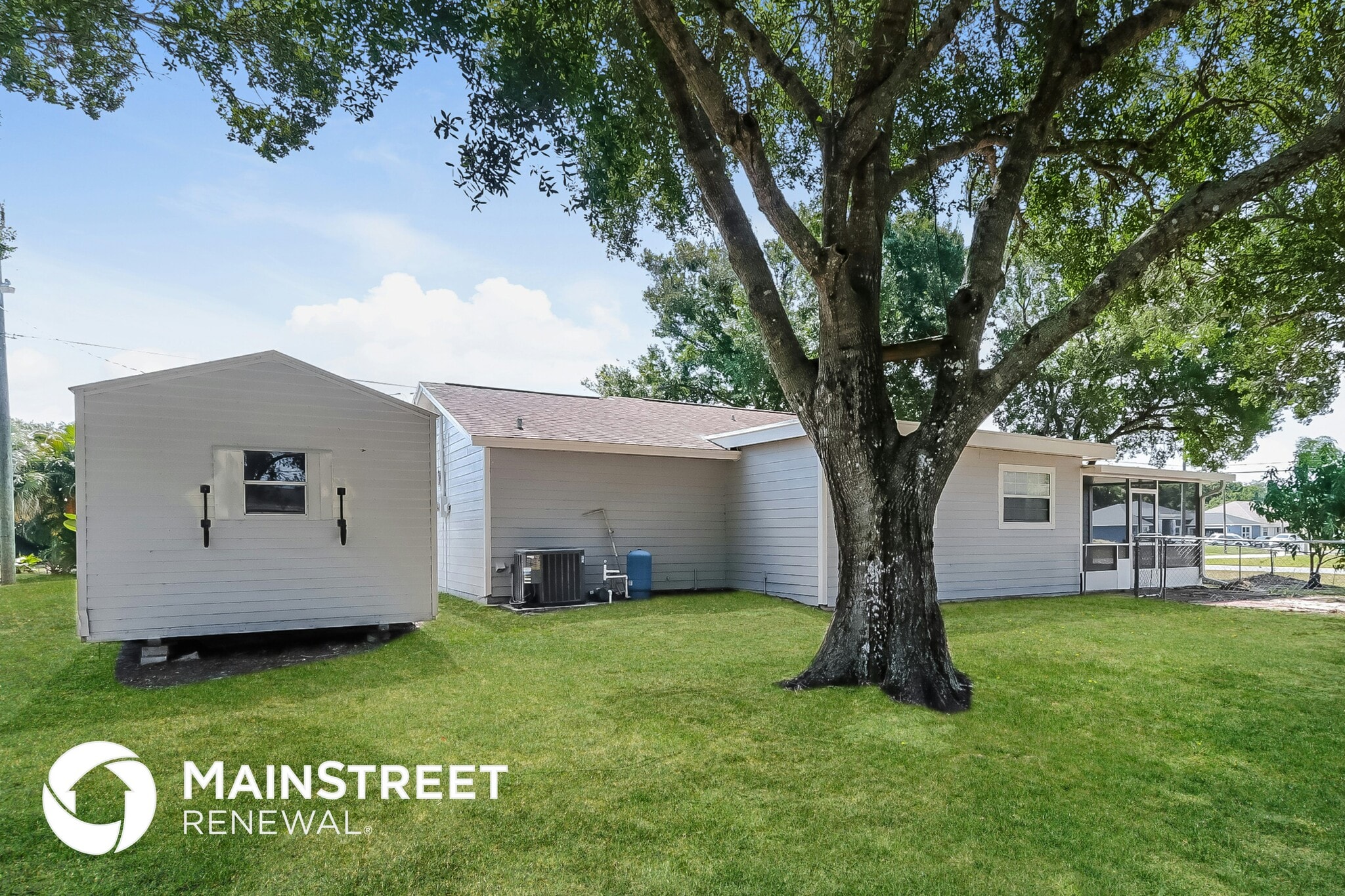 Building Photo - 5315 Hickory Dr