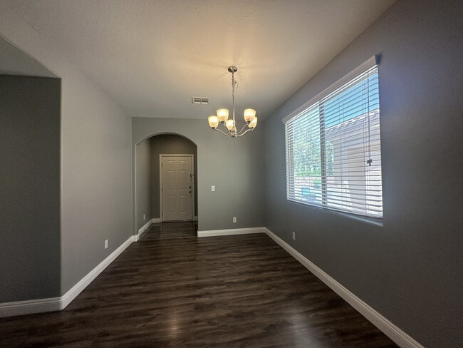 Building Photo - 8977 Melridge Rd