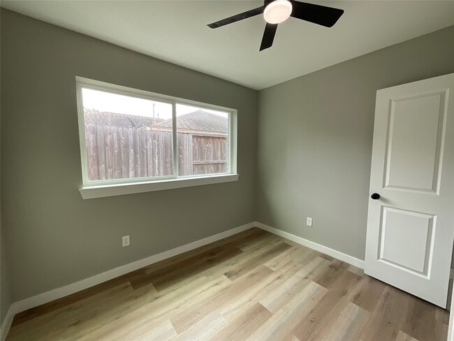 Building Photo - 7735 Meadville St