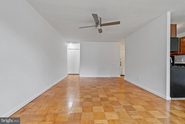 Building Photo - 3000 7th St NE