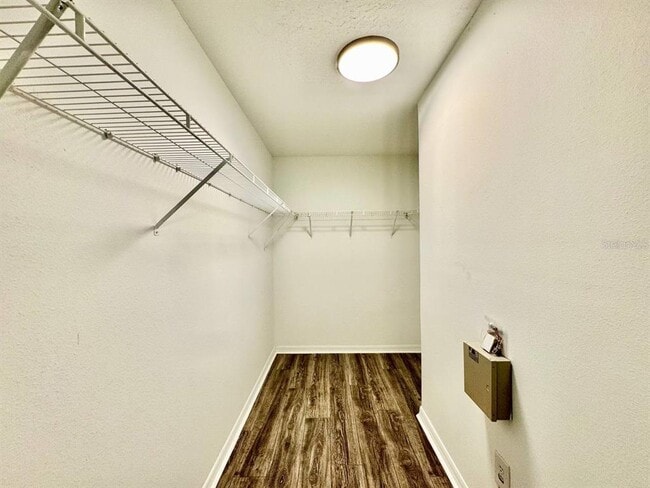 Building Photo - 12534 Chenwood Ave