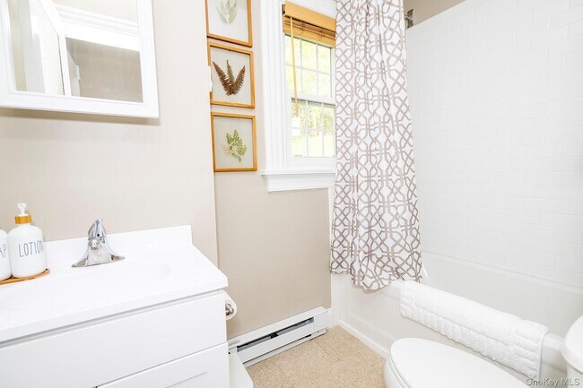 Building Photo - 3212 Franklin Ave