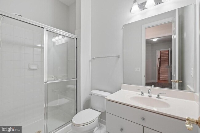 Building Photo - 5285 Meadow Estates Dr