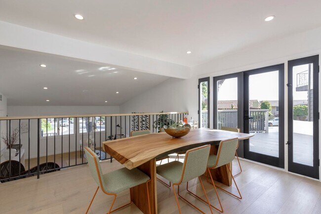 Building Photo - **3900 Paseo De Las Tortugas Torrance** Spacious 4 bedroom 3 bath with beautiful view!