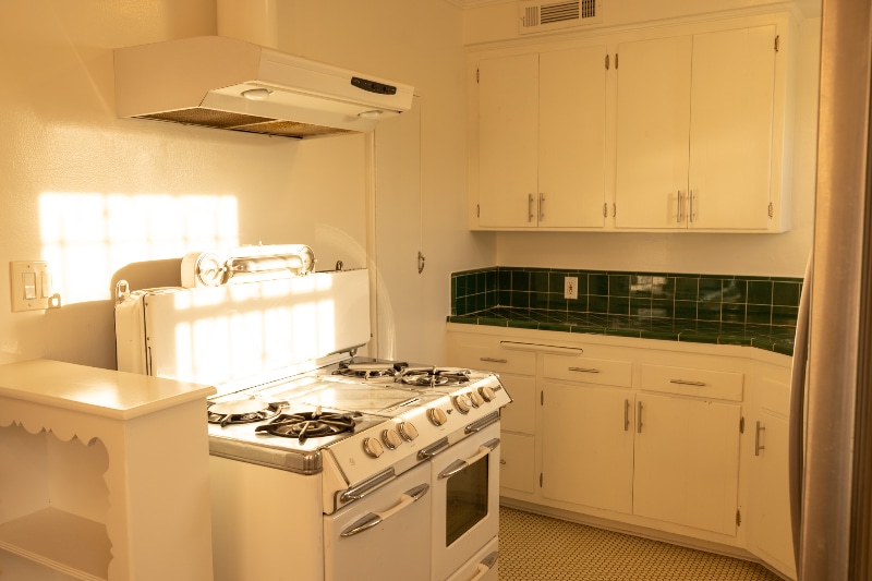 Building Photo - 1745 Mariposa Ave