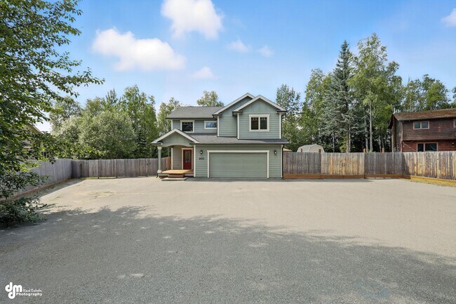 Building Photo - 4 Bedroom | 2.5 Bathroom | Garage - Conven...