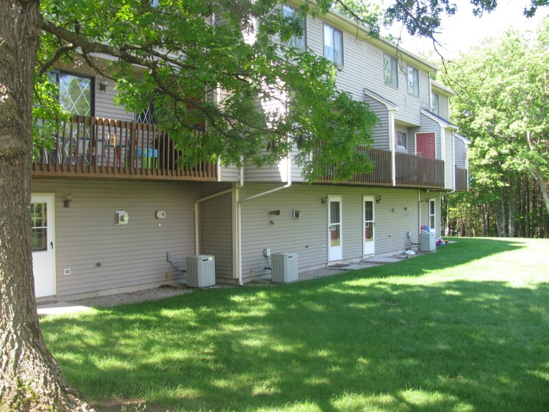 Building Photo - 5 Burberry Ct