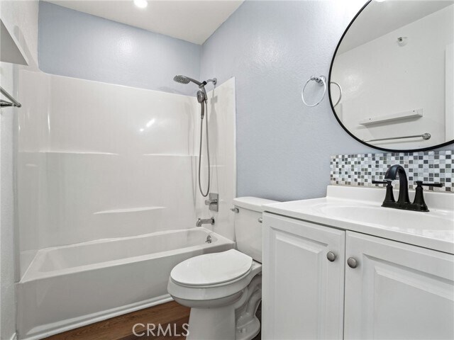 Building Photo - 14405 Cerise Ave