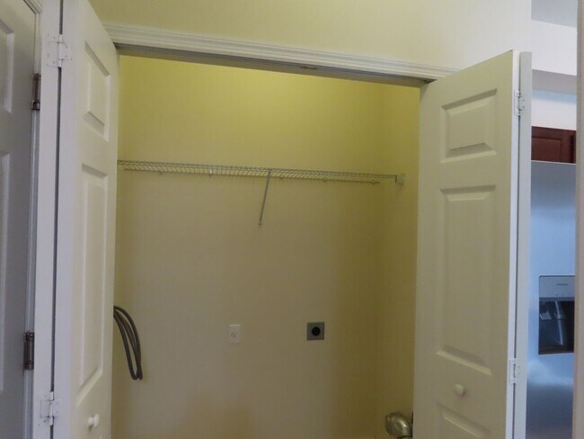 Building Photo - Waterside Point Townhome