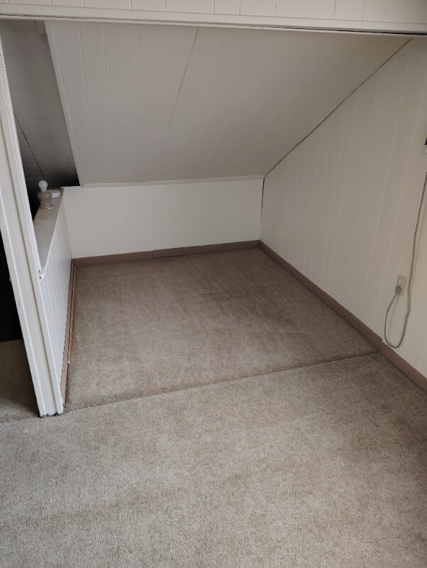 Building Photo - 67 St Charles St