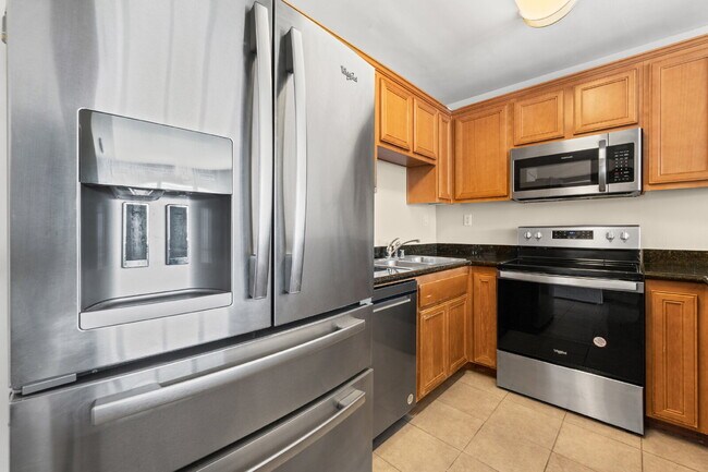 Building Photo - 6120 Decena Dr
