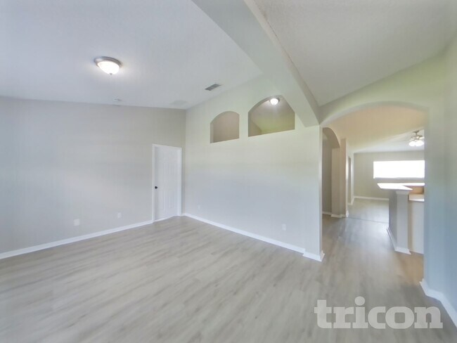 Building Photo - 2941 Grayton St