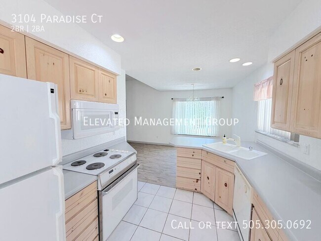 Building Photo - 3104 Paradise Ct SE