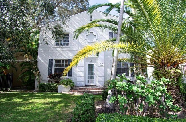 Primary Photo - 3306 S Le Jeune Rd